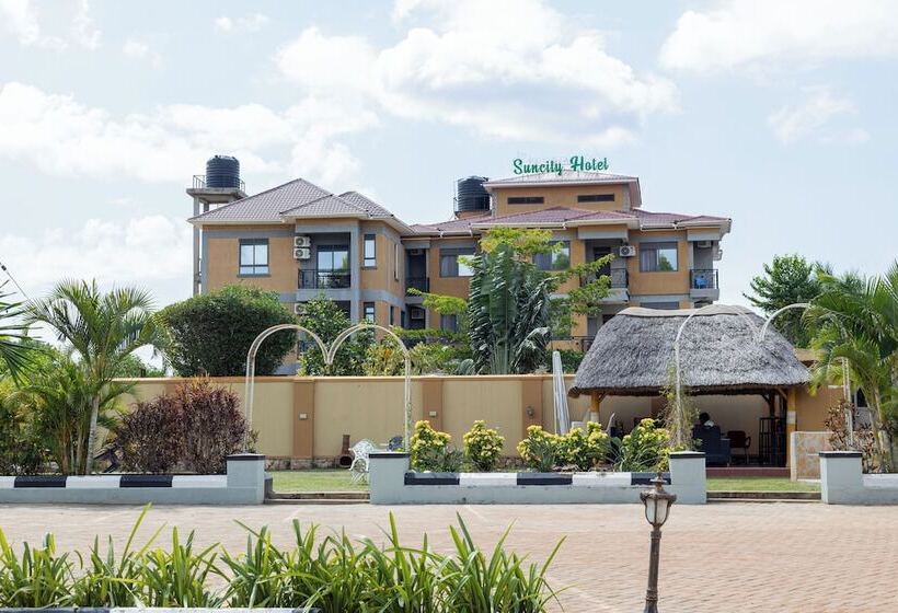 Sun City Amuzement Park Hotel Soroti