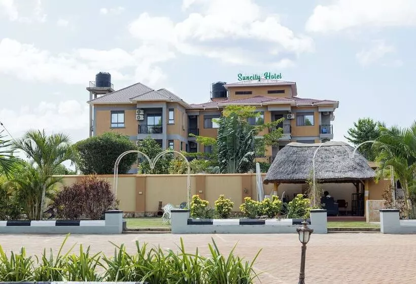 Sun City Amuzement Park Hotel Soroti
