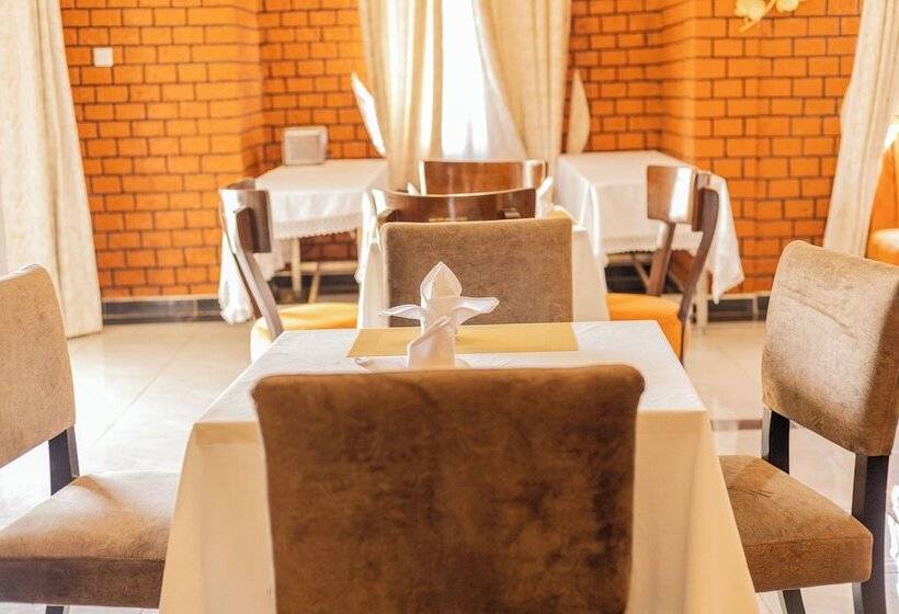 Sun City Amuzement Park Hotel Soroti