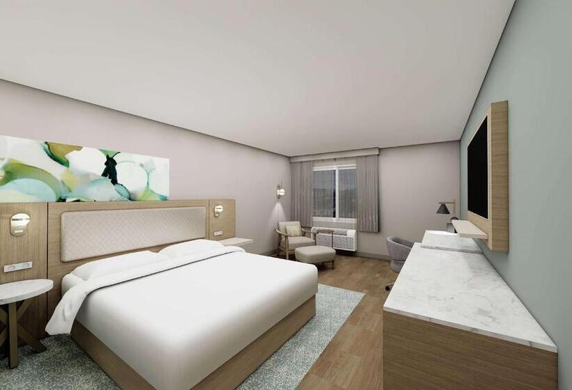 Hotel Wyndham Garden Louisville East