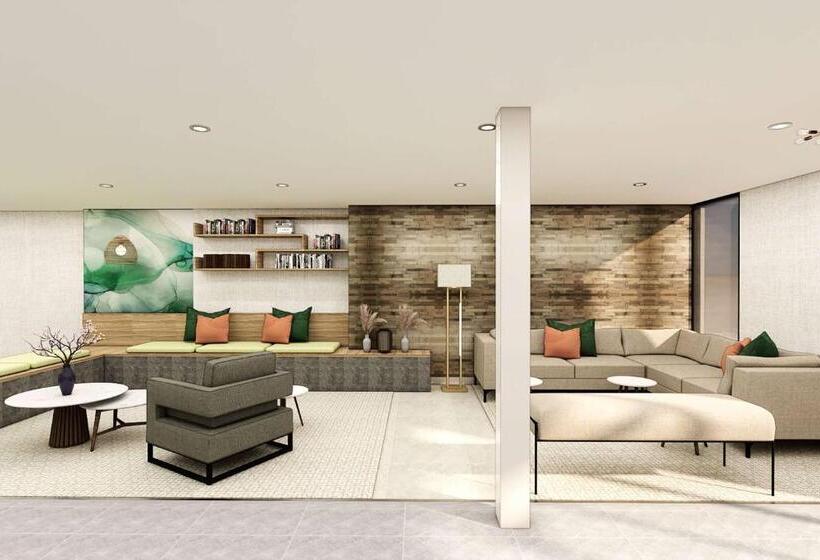 Hotel Wyndham Garden Louisville East