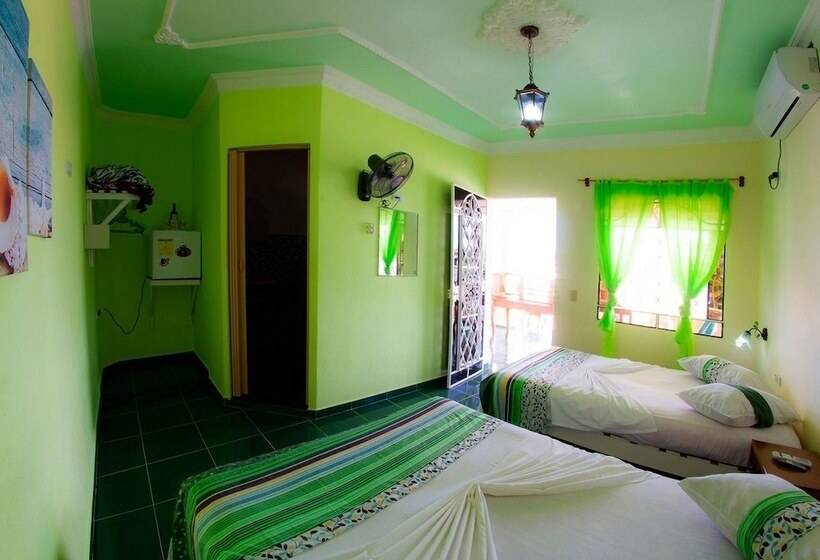 پانسیون Casa Carlos Y Dayana