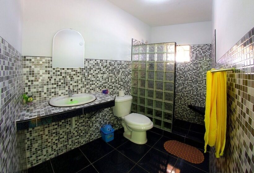 پانسیون Casa Carlos Y Dayana