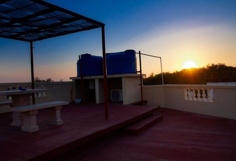 پانسیون Casa Carlos Y Dayana