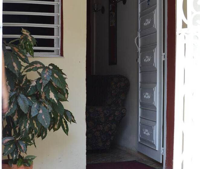 پانسیون Hostal Danita