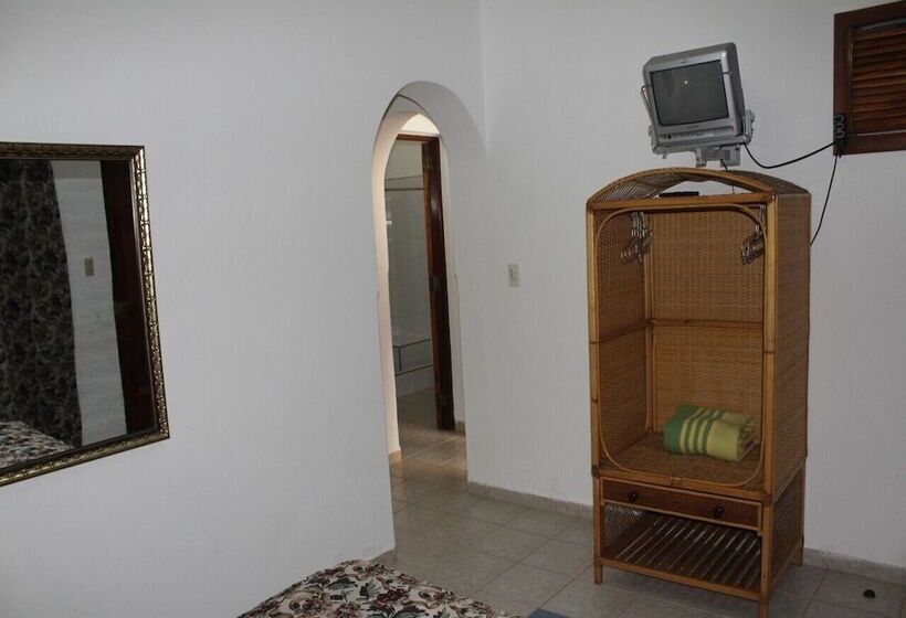 پانسیون Hostal Bugambilia