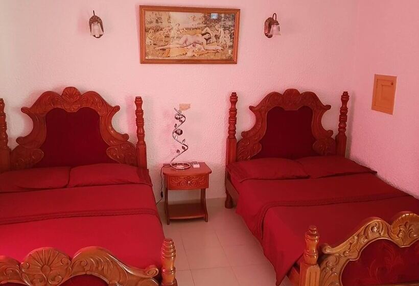 پانسیون Hostal Tito Y Vicky Trinidad