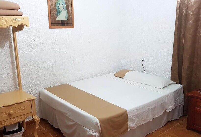 پانسیون Hostal Tito Y Vicky Trinidad