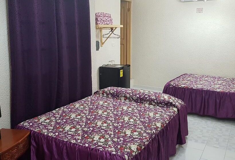 پانسیون Hostal Tito Y Vicky Trinidad