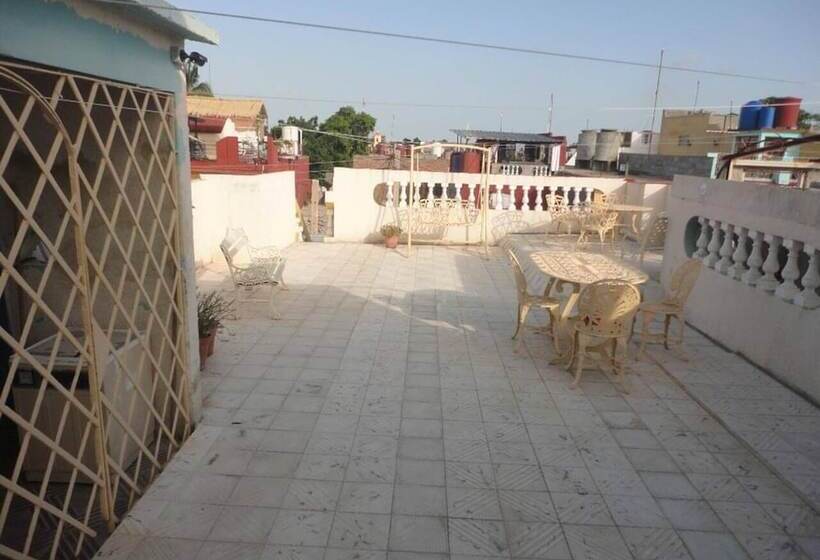 پانسیون Hostal Tito Y Vicky Trinidad