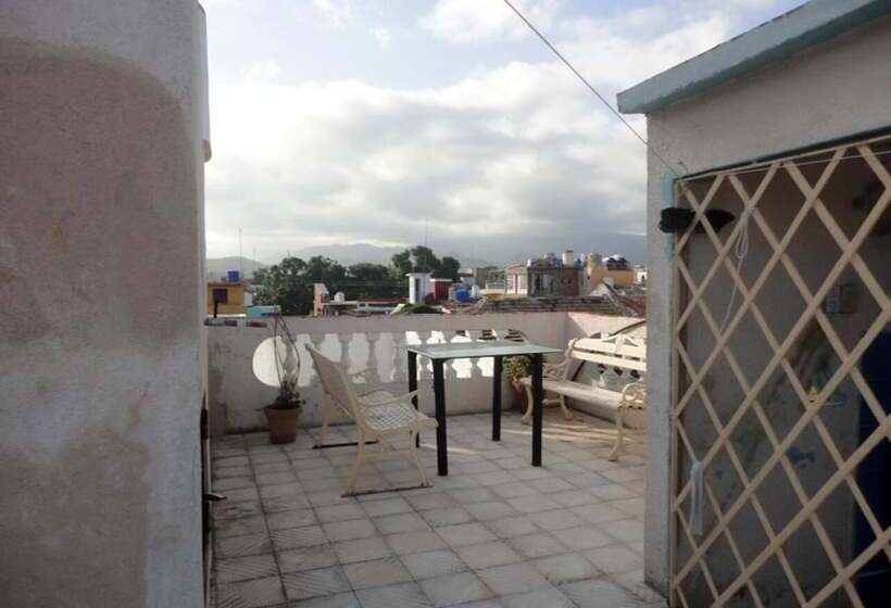 پانسیون Hostal Tito Y Vicky Trinidad