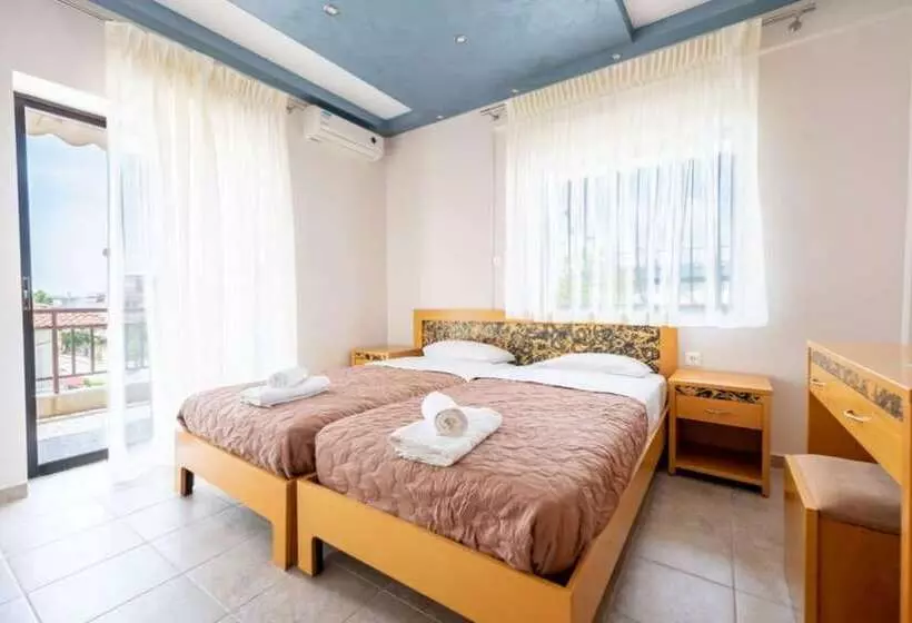 ペンション Milonas House Apartments