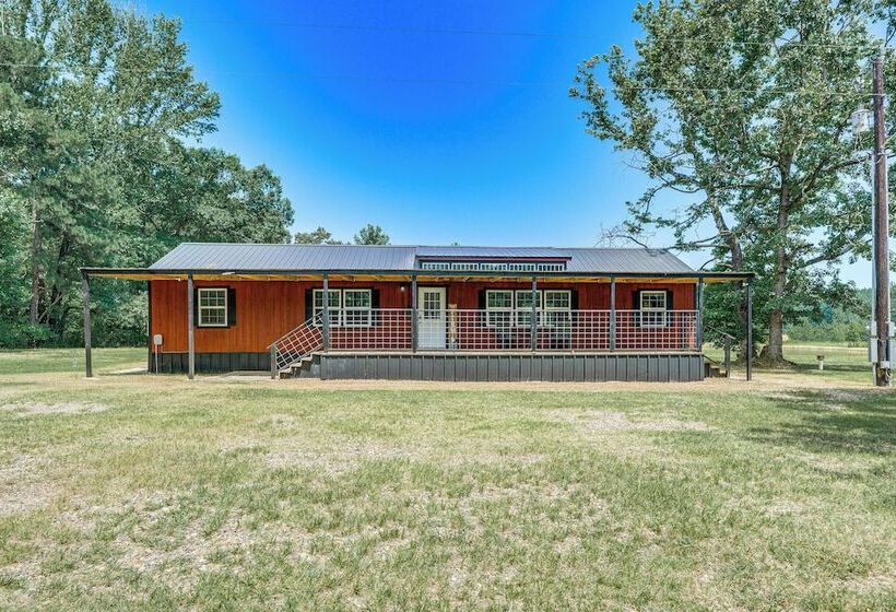 Secluded Broken Bow Cabin W/ Fishing Pond & Views!