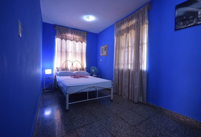 Hostal Dayana Y Frank