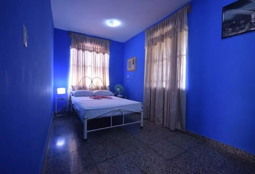 Hostal Dayana Y Frank