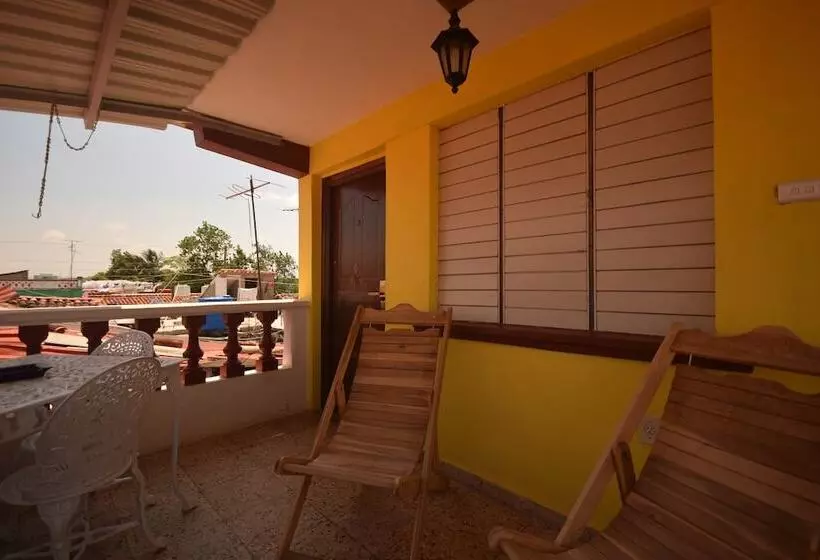Hostal Dayana Y Frank