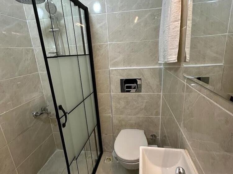 ホテル The Square 30