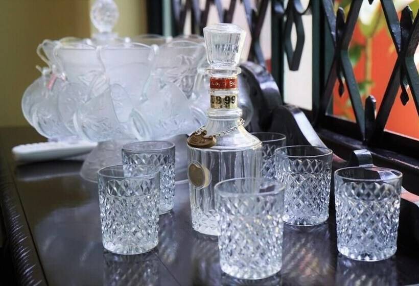 پانسیون Hostal La Isabela