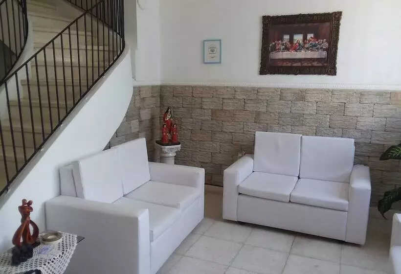 پانسیون Hostal Marina