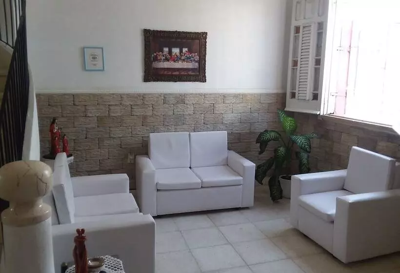 پانسیون Hostal Marina