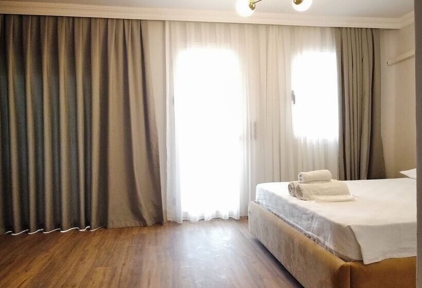 پانسیون Suna Suits Home