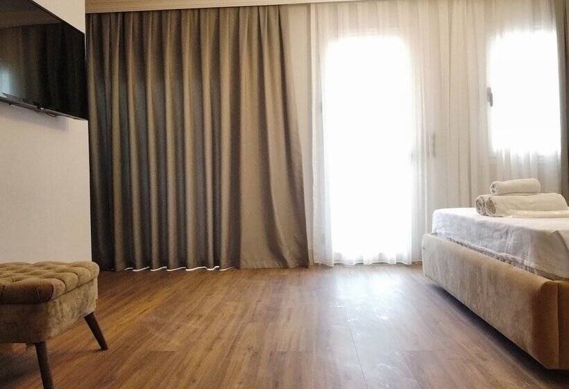 پانسیون Suna Suits Home