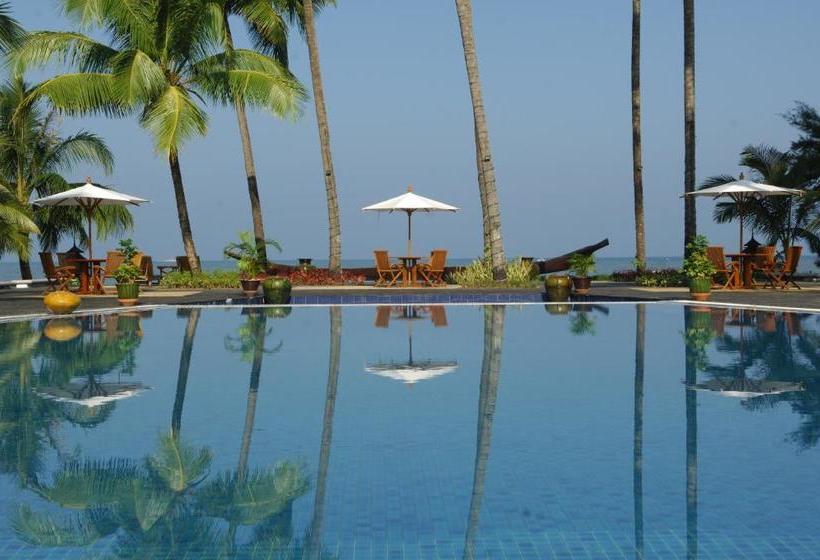 Amazing Chaung Tha Resort