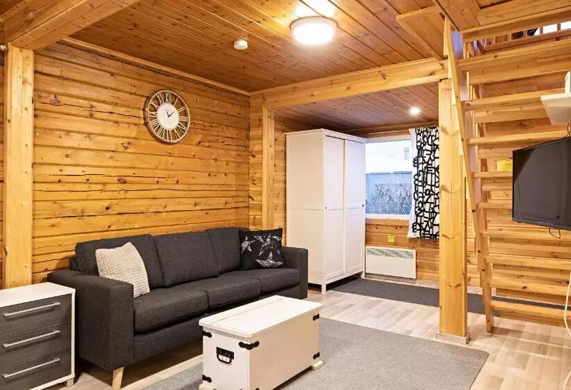 Arctic River Resort