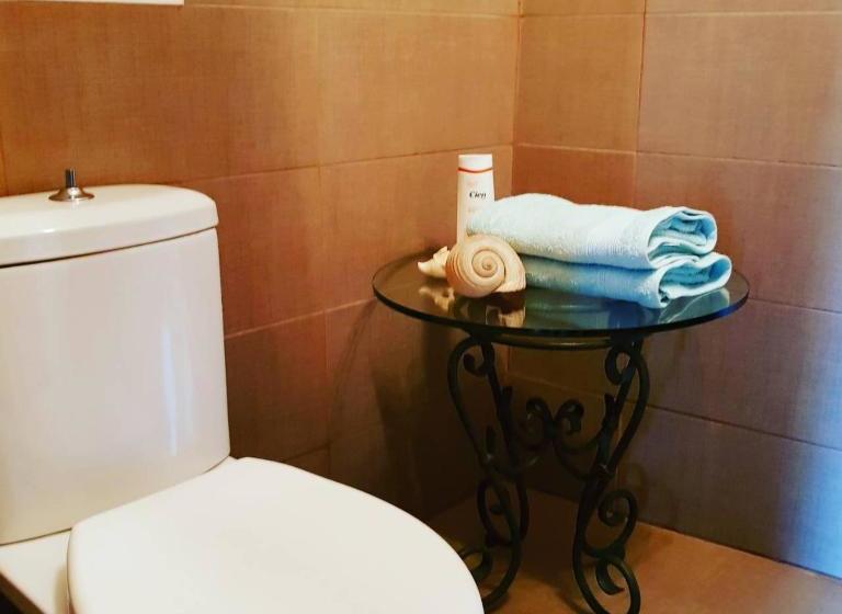 تختخواب و صبحانه Sunshine Court