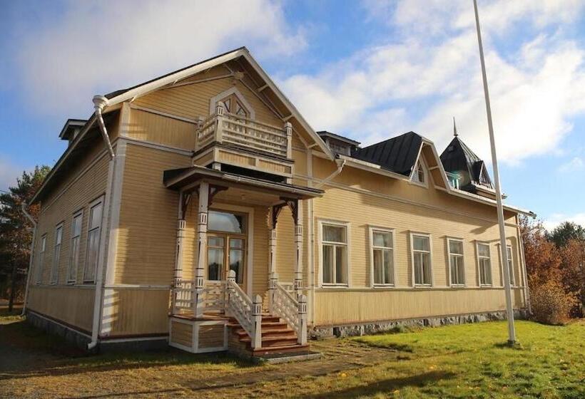 Bed and Breakfast Wanhan Apteekin Majatalo