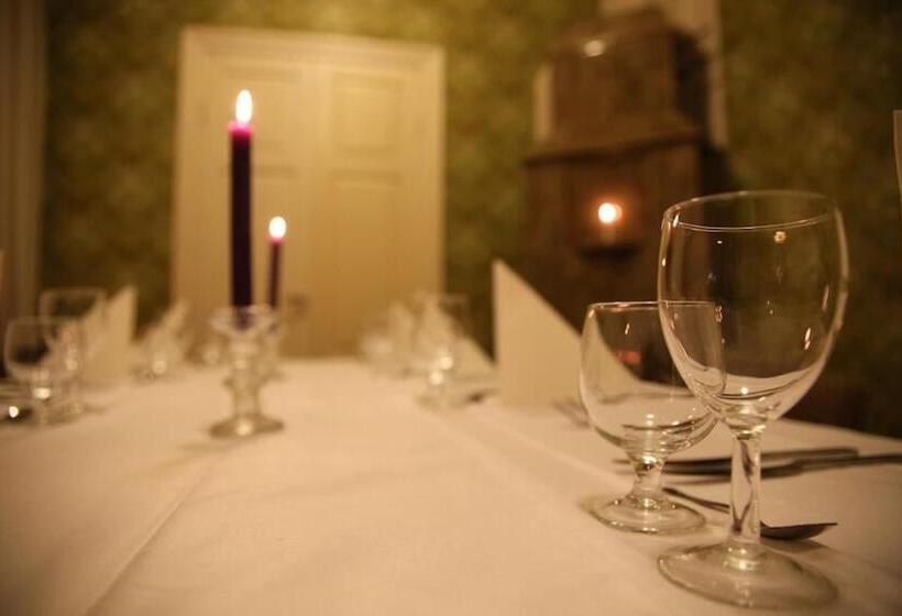 Bed and Breakfast Wanhan Apteekin Majatalo