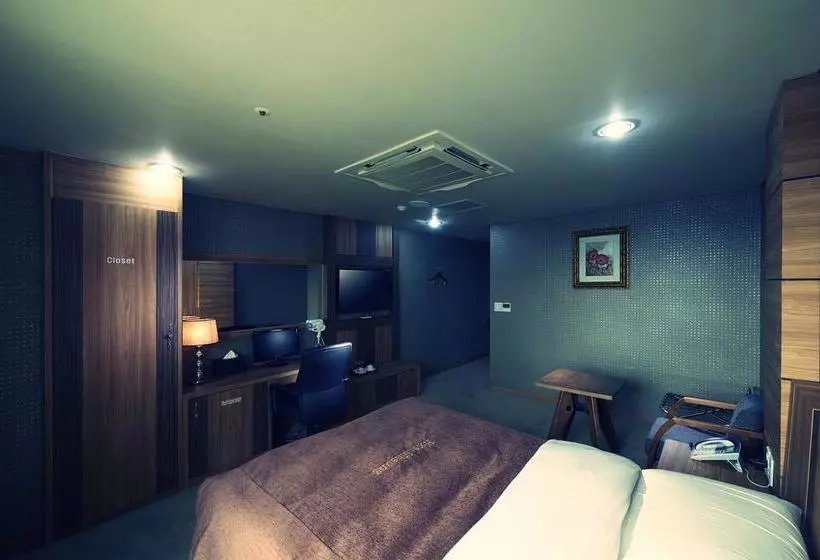 ホテル Benikea Premier Siheung