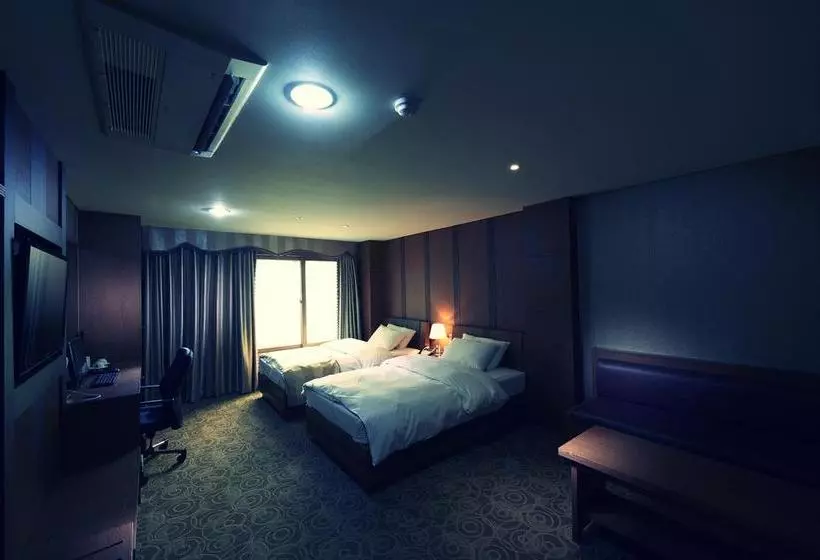 ホテル Benikea Premier Siheung