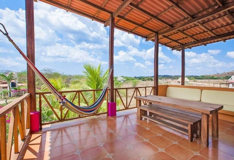 Buena Onda Beach Resort