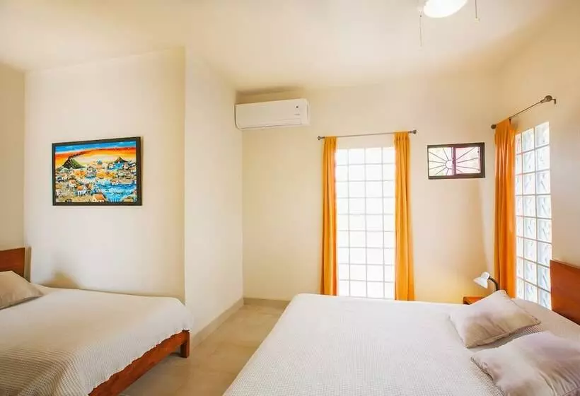 Buena Onda Beach Resort