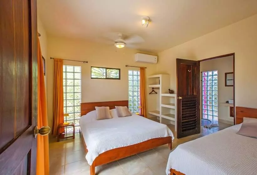 Buena Onda Beach Resort