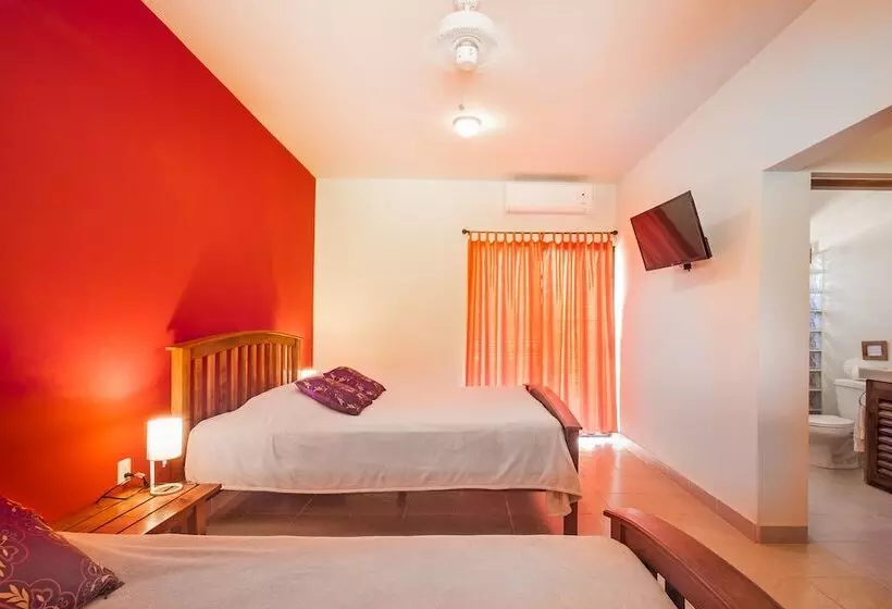 Buena Onda Beach Resort