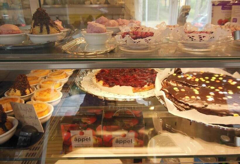 ホテル & Cafe Lanterna