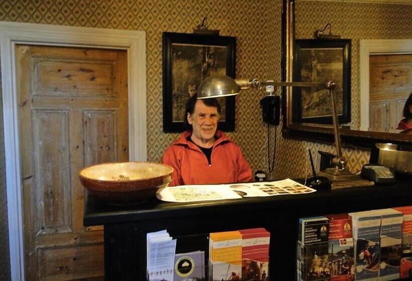 ホテル & Cafe Lanterna