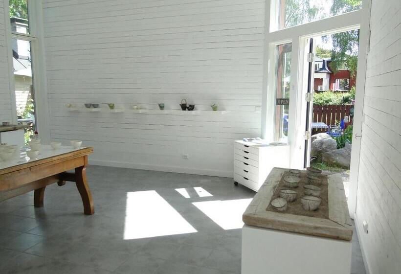 ホテル & Cafe Lanterna