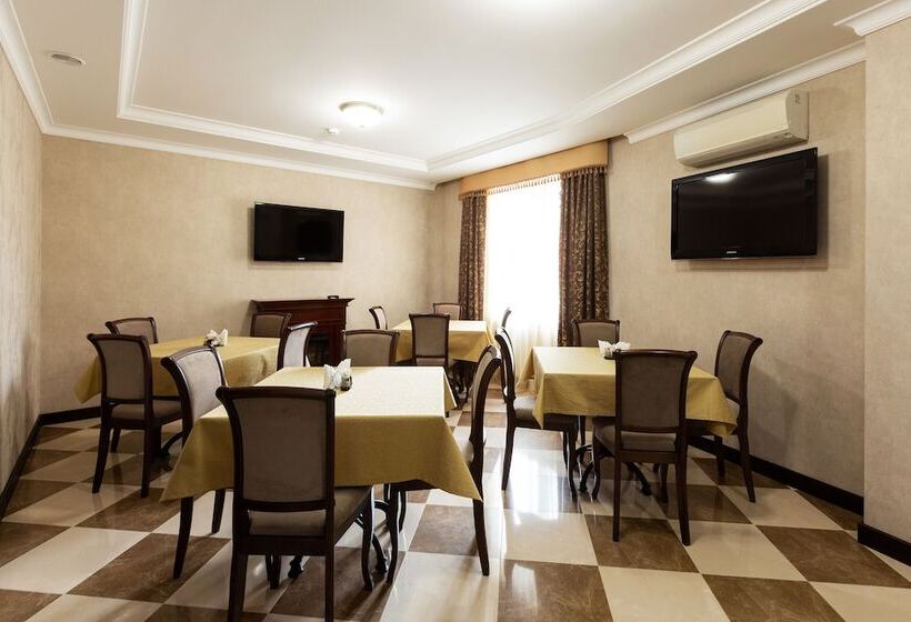 Отель Helicopter