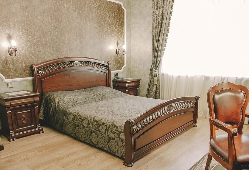 Отель Helicopter