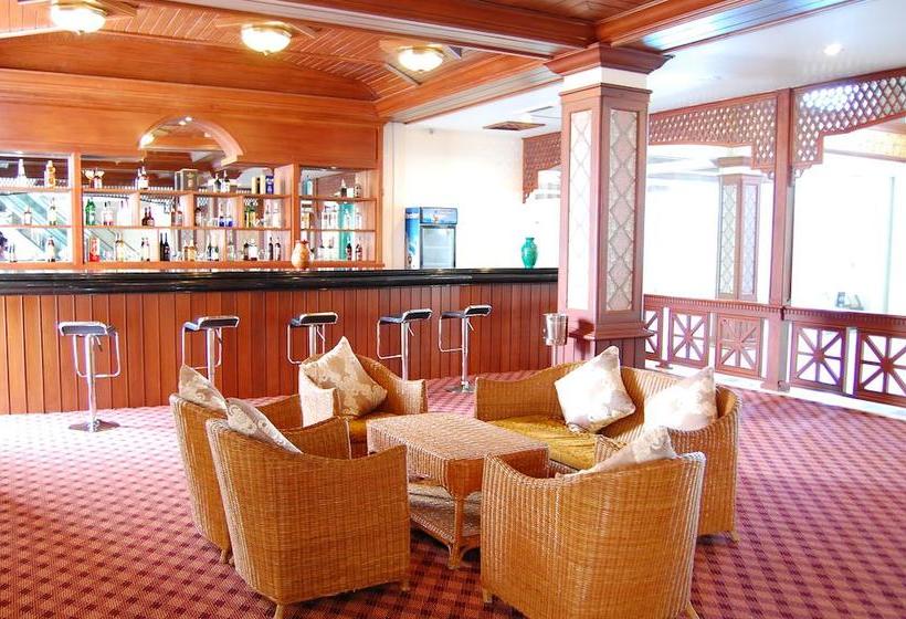 هتل Oattara Thiri