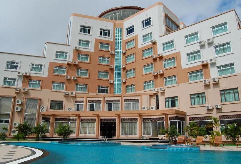 هتل Oattara Thiri