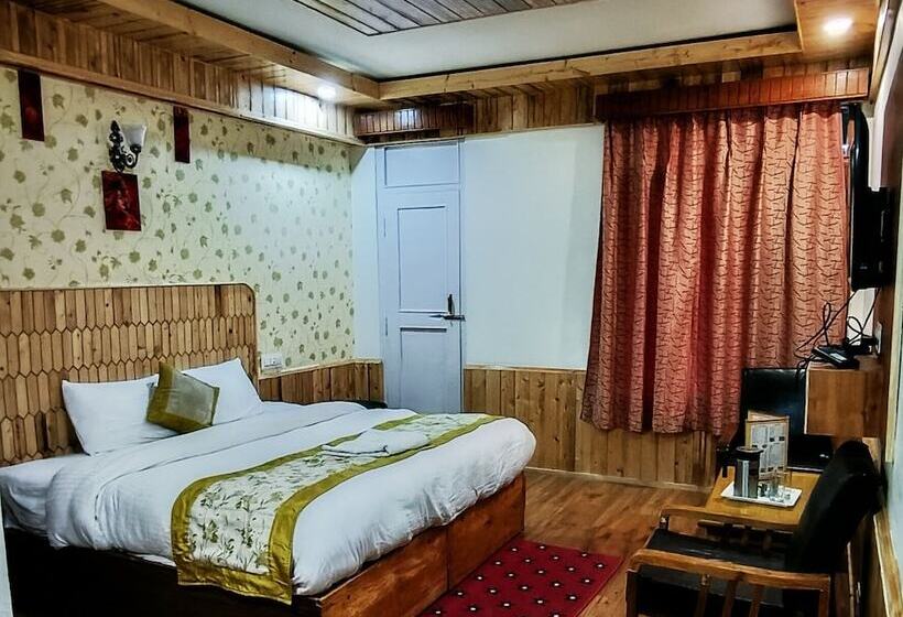 Fabhotel Shandela Near Mall Road