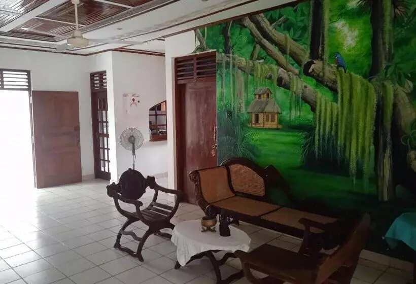 هتل White Bridge House & Resort