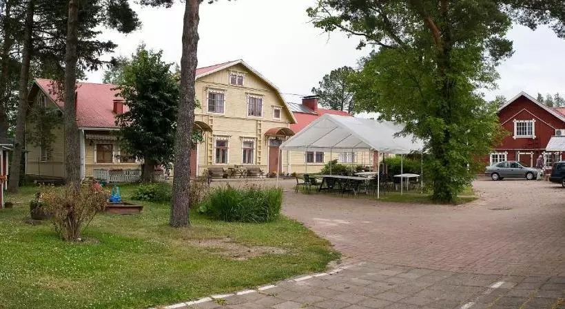 Kartano Hostel