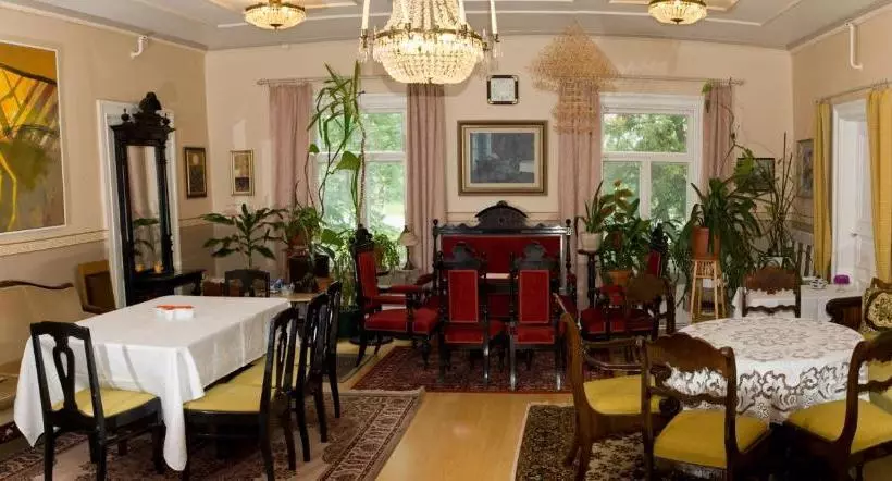 Kartano Hostel