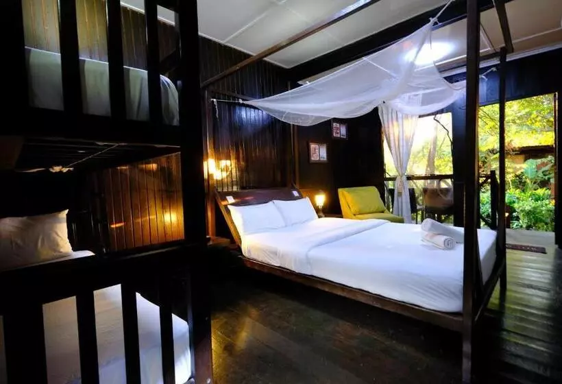 Melina Beach Resort