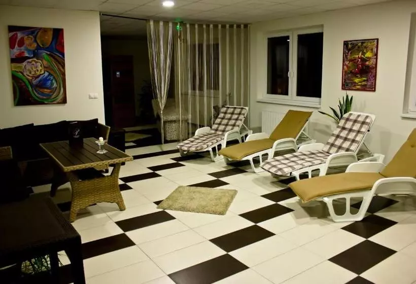 Motel Görföl